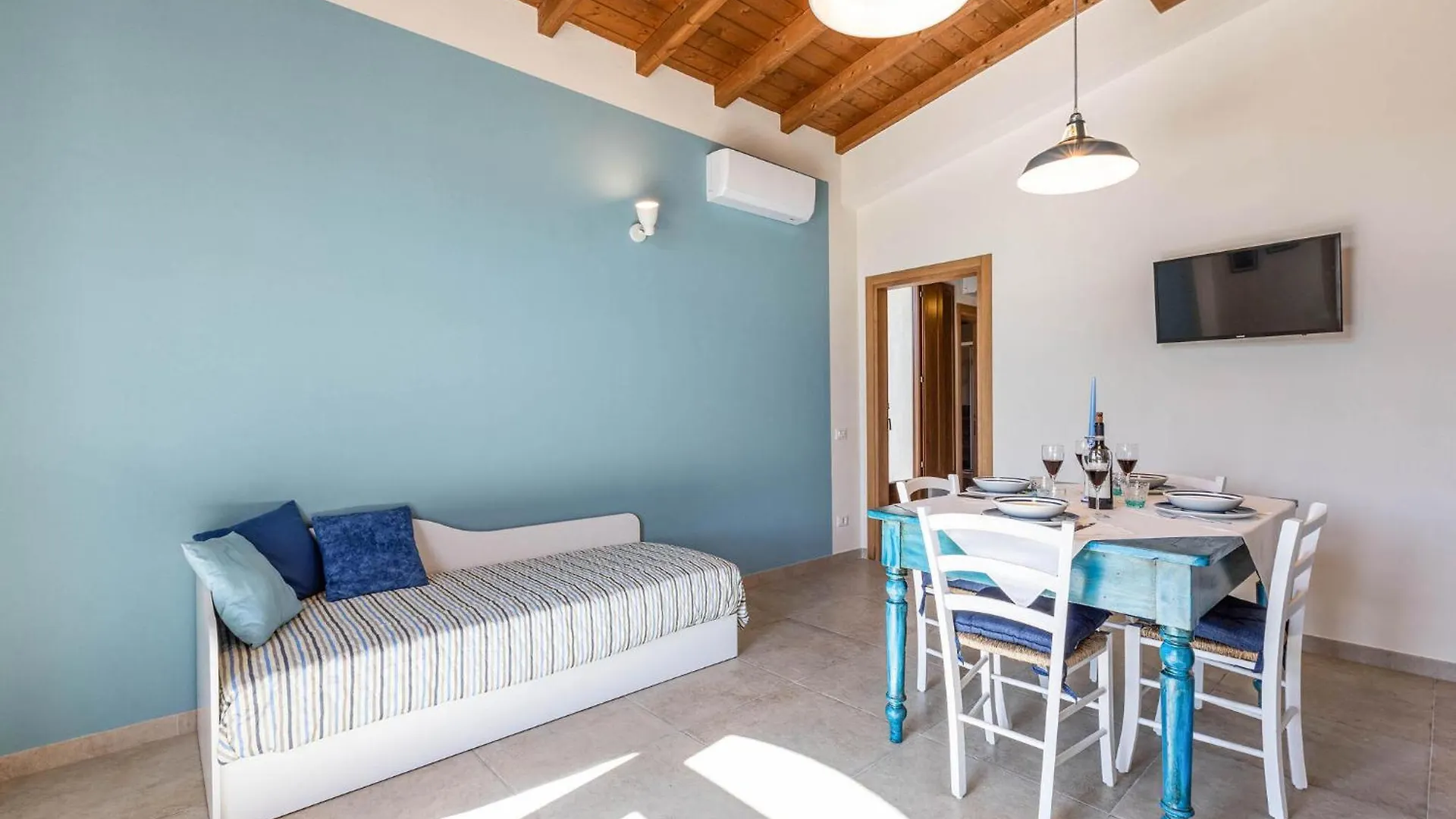 カーゾレ・デルザ Casa Muzzi Bluヴィラ 0*,  イタリア